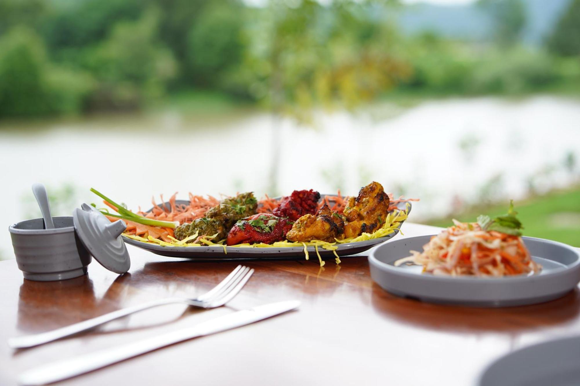 The Boat Club,Karjat 호텔 외부 사진