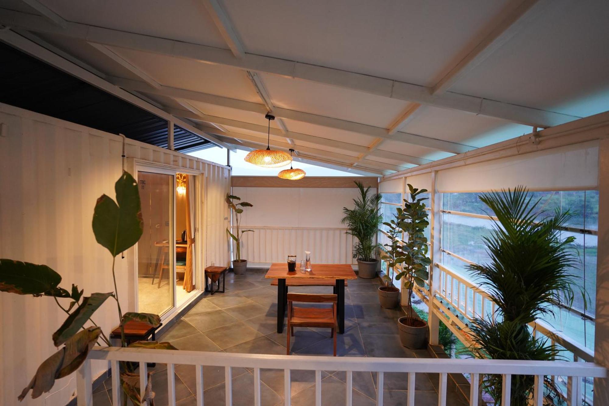 The Boat Club,Karjat 호텔 외부 사진